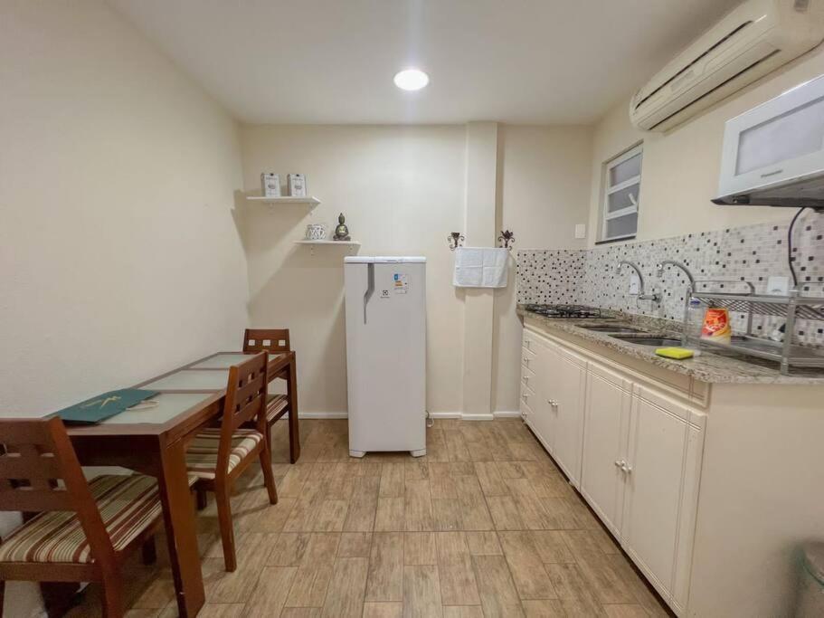 Apto Em Copacabana Lindo E Bem Localizado Appartement Rio de Janeiro Buitenkant foto